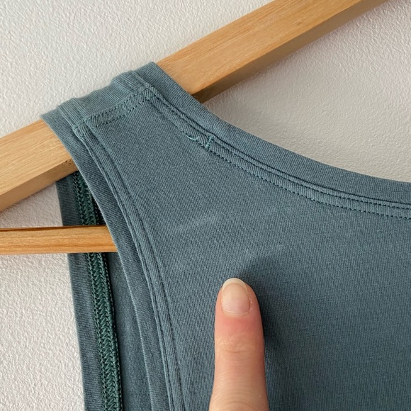 Lulu Lemon Tunic Tank Top - Picture 9 of 13